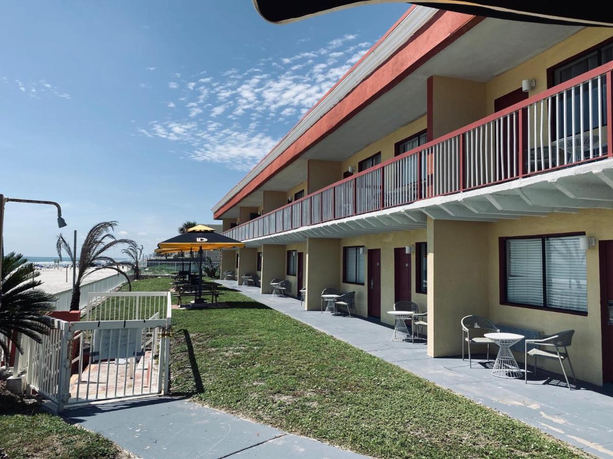 Sandals Inn Daytona Beach Bagian luar foto