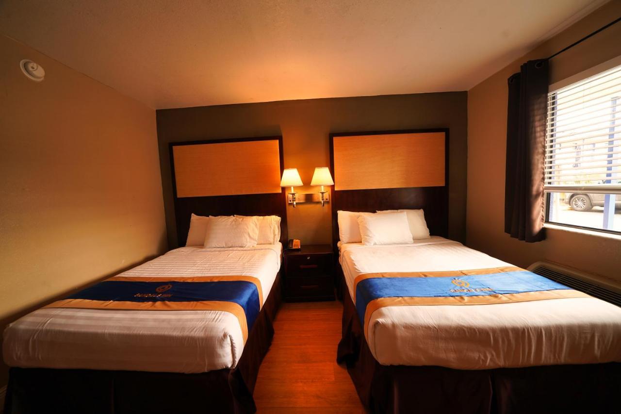 Sandals Inn Daytona Beach Bagian luar foto