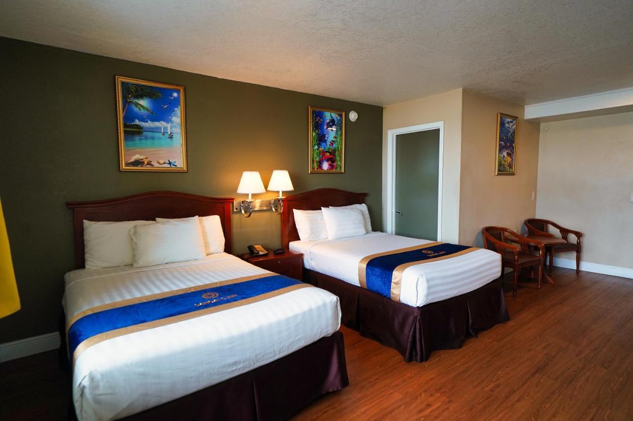 Sandals Inn Daytona Beach Bagian luar foto
