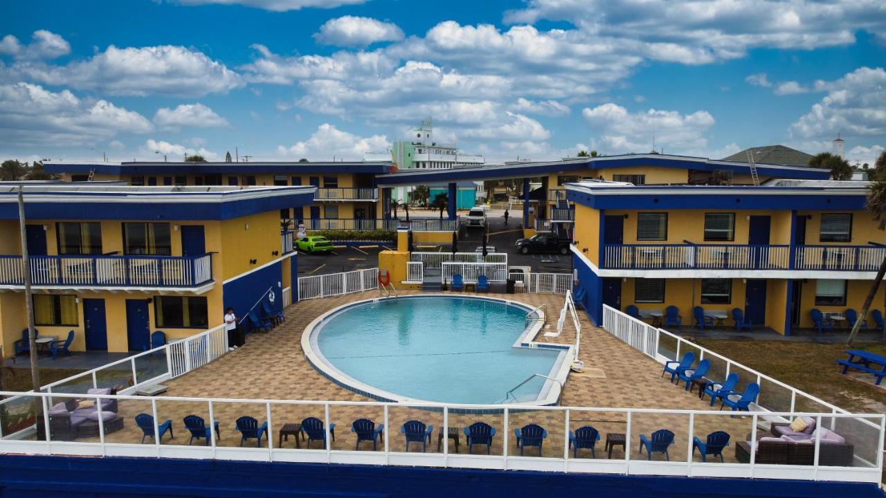 Sandals Inn Daytona Beach Bagian luar foto