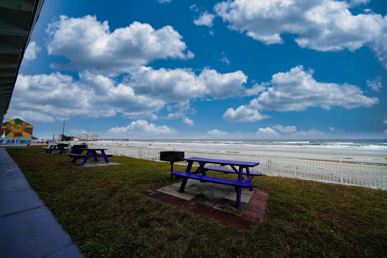 Sandals Inn Daytona Beach Bagian luar foto