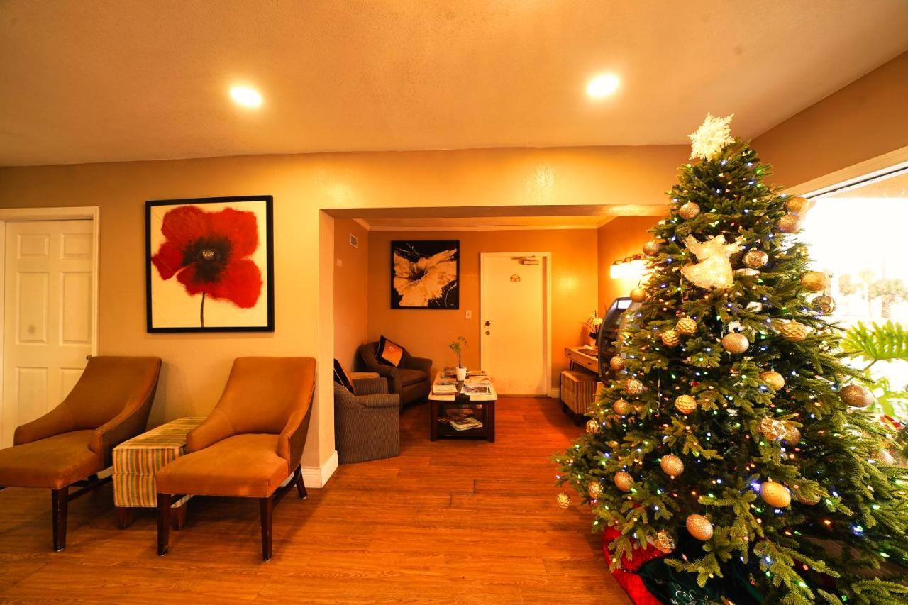 Sandals Inn Daytona Beach Bagian luar foto