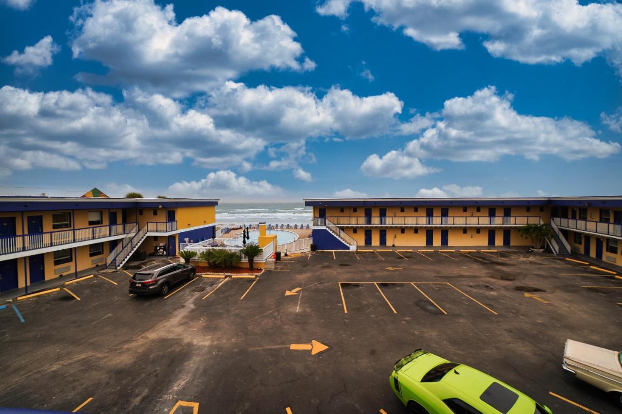 Sandals Inn Daytona Beach Bagian luar foto
