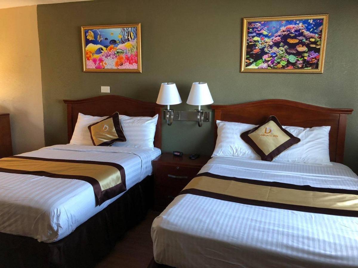 Sandals Inn Daytona Beach Bagian luar foto